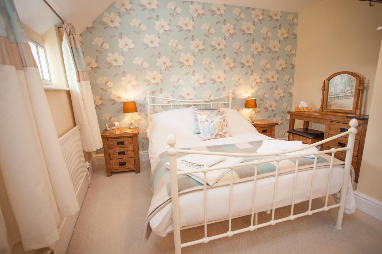The Seven Stars Inn Pewsey エクステリア 写真